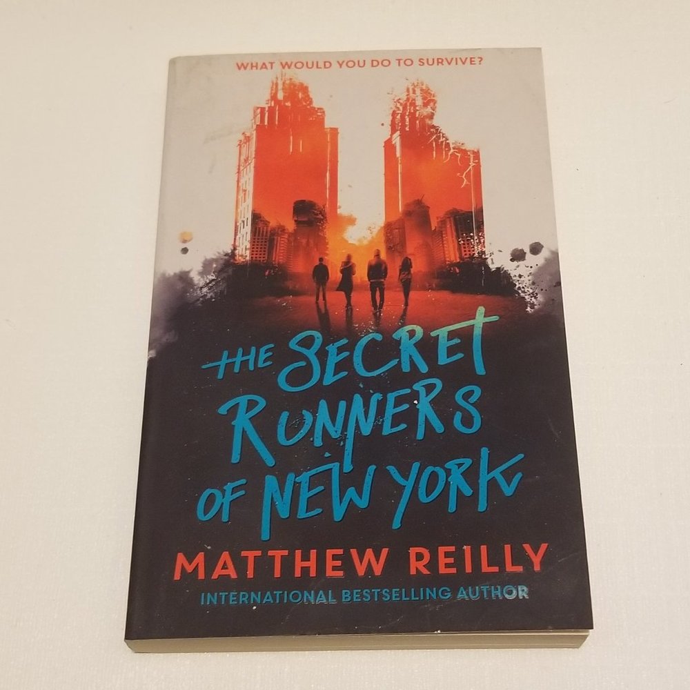 eyecatching Secret Runners of New York, Matthew Reilly paperback - Picture 1 of 6